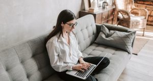 Nesnelerin İnterneti: Geleceğin Bağlantılı Dünyası nesnelerin interneti gelecegin baglantili dunyasi