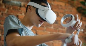 Sanal Gerçeklik Tiyatroları: Gerçeklikten Daha Fazlasını Sunan Sanat Deneyimi sanal gerceklik tiyatrolari gerceklikten daha fazlasini sunan sanat de