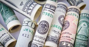 Ekonomi, Finans ve Kripto Paralar: Dijital Dönüşümün Önündeki Engelleri Kaldırmak ekonomi