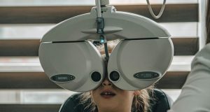 Göz Kaşıntısı ve Göz İçi Lens Tedavisi: Nedenler ve Çözümler aylinkilic2