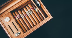 Orijinal Tütün, Marlboro Red Sigara ve Toscanello Puroları cigarshousetr1